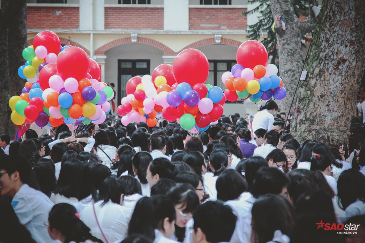 Hành trình mang tên 'Tiết học cuối cùng' đã ghé THPT Phan Đình Phùng sáng nay cùng bộ ba anh chàng The Voice! Ảnh 9