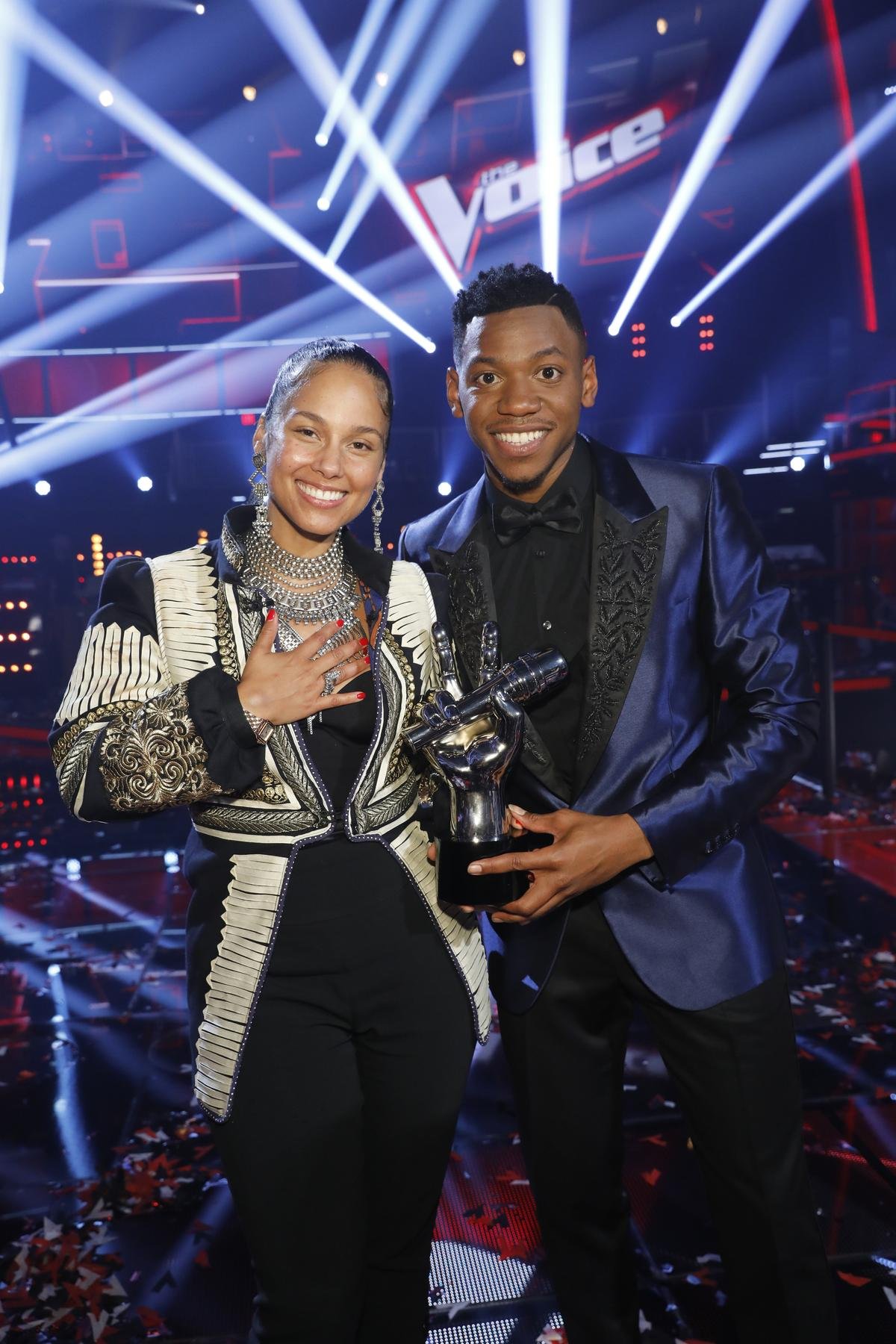 Quán quân The Voice Mỹ mùa 12 thuộc về đội Alicia Keys, phá tan 'lời nguyền' năm nào cũng Blake Ảnh 3