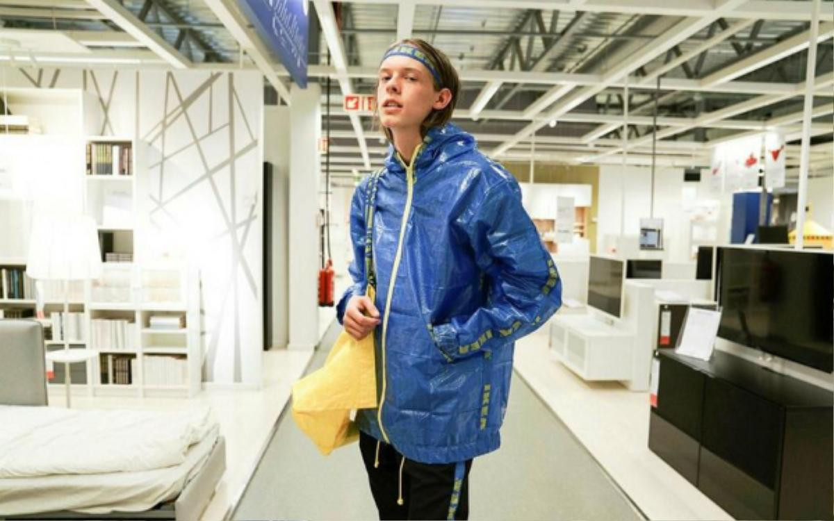 Cảm hứng từ IKEA, cuộc đổ bộ mạnh mẽ vào streetwear của giới trẻ tuần này Ảnh 6