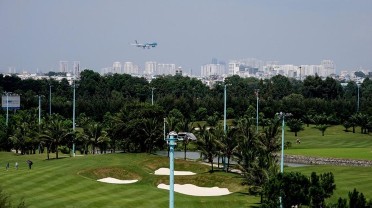 Cận cảnh sân golf VIP nằm trong… sân bay Tân Sơn Nhất Ảnh 12