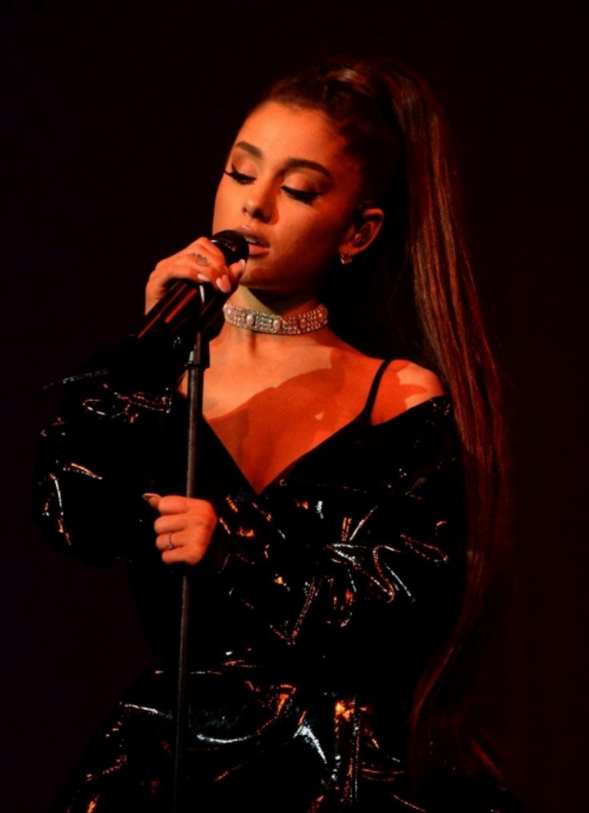 NÓNG: Ariana Grande đến TP HCM ngay trong tháng 8 với giá vé 'cực mềm'! Ảnh 4