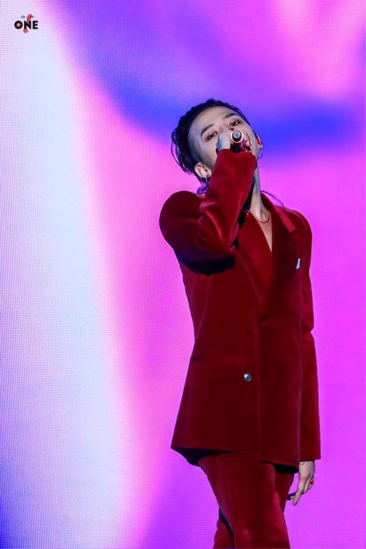 G-Dragon hẳn đã khiến fan không đến concert đầu tiên của mình phải 'dằm trong tim'! Ảnh 5