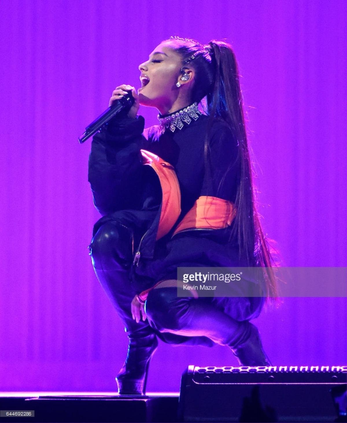 Ariana Grande sẽ mang đến sự choáng ngợp nào cho World Tour đầu tiên tại Việt Nam? Ảnh 15