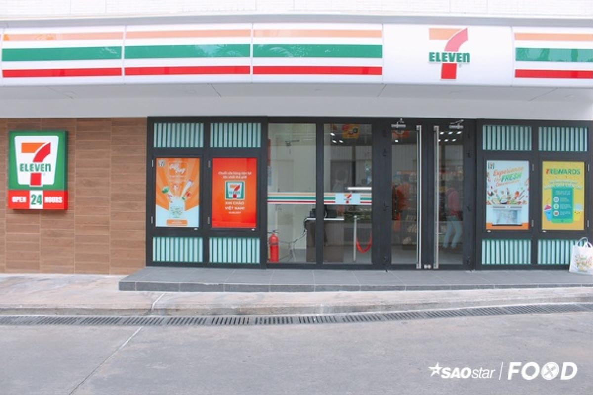 Cửa hàng 7-Eleven đầu tiên tại Việt Nam có đáp ứng được kì vọng của người tiêu dùng với những món ăn đang kinh doanh? Ảnh 1