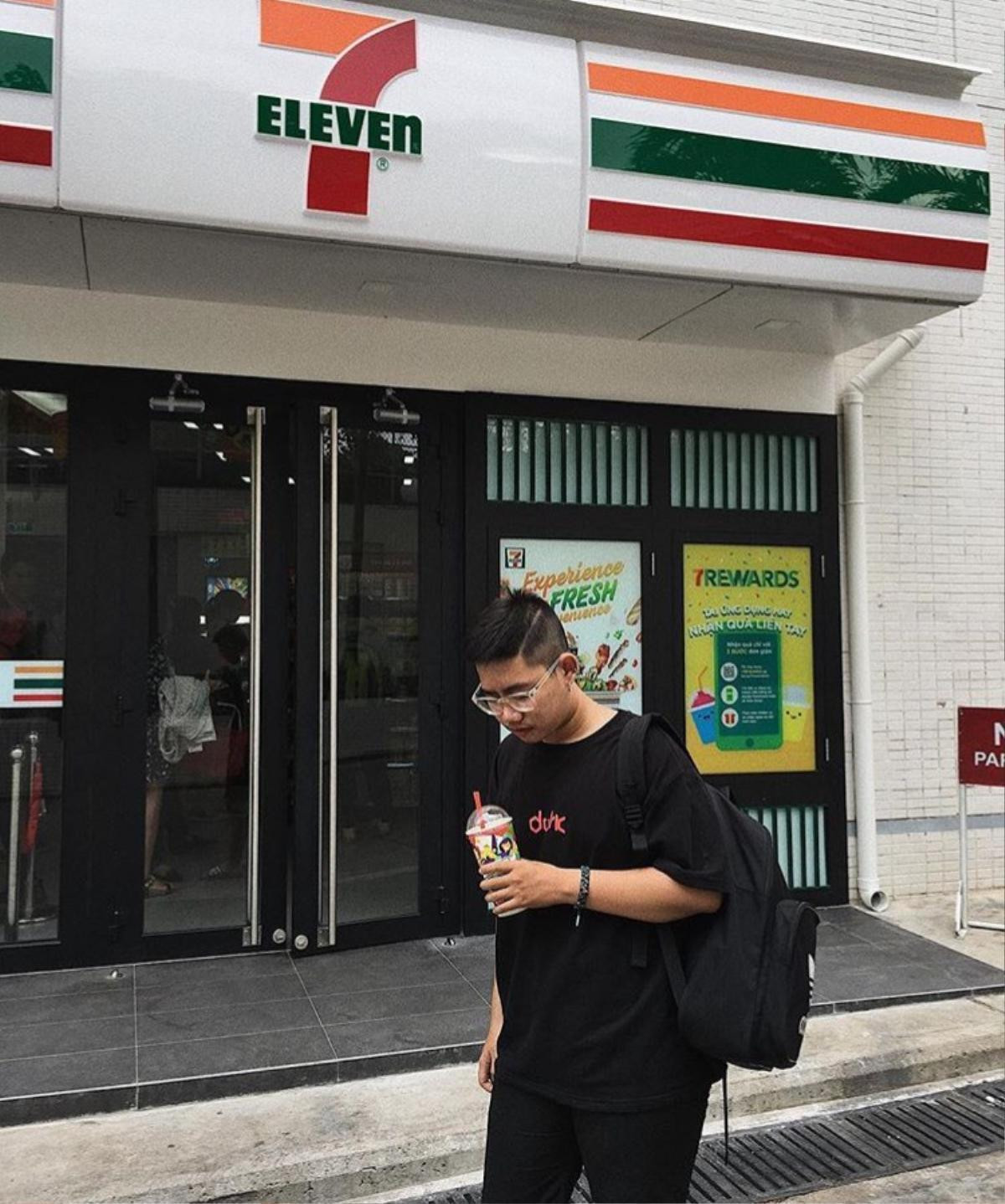 Chưa đầy 1 tuần, 7-Eleven đã trở thành địa điểm 'sống ảo mới' của giới trẻ Sài Thành Ảnh 6