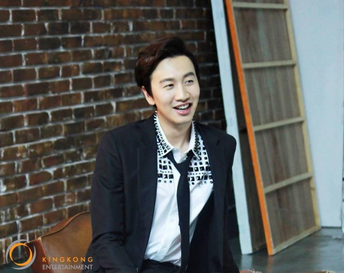 Đây là những lý do khiến fan “sốt sình sịch” với dự án phim mới của Lee Kwang Soo! Ảnh 3