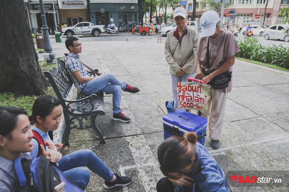 Chị em cô 'Năm yaourt' nhà thờ Đức Bà và câu chuyện đẹp về một nhân cách Ảnh 12