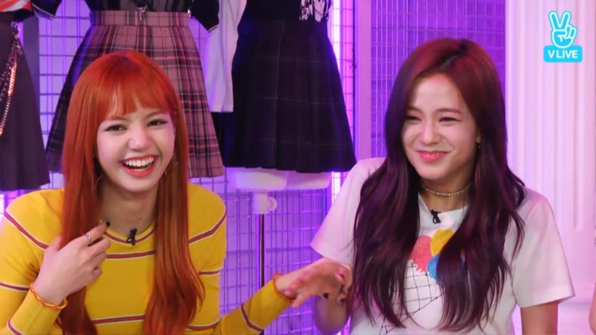 Black Pink 'bắn' tiếng Anh như gió, 'quậy banh' showcase trở lại Ảnh 24