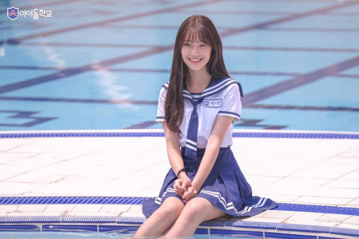 Sau khi 'thắng đậm' với Produce 101, Mnet tung 13 bóng hồng xinh đẹp cho show 'sống còn' mới - Idol School Ảnh 10