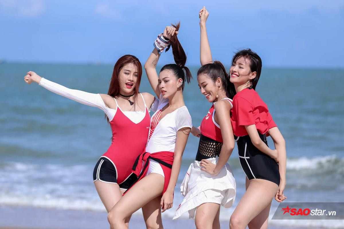 Dáng pose của Minh Tú có gì hot mà cặp đôi 'oan gia' Thiên Nga - Tú Hảo đều đồng lòng học hỏi? Ảnh 8