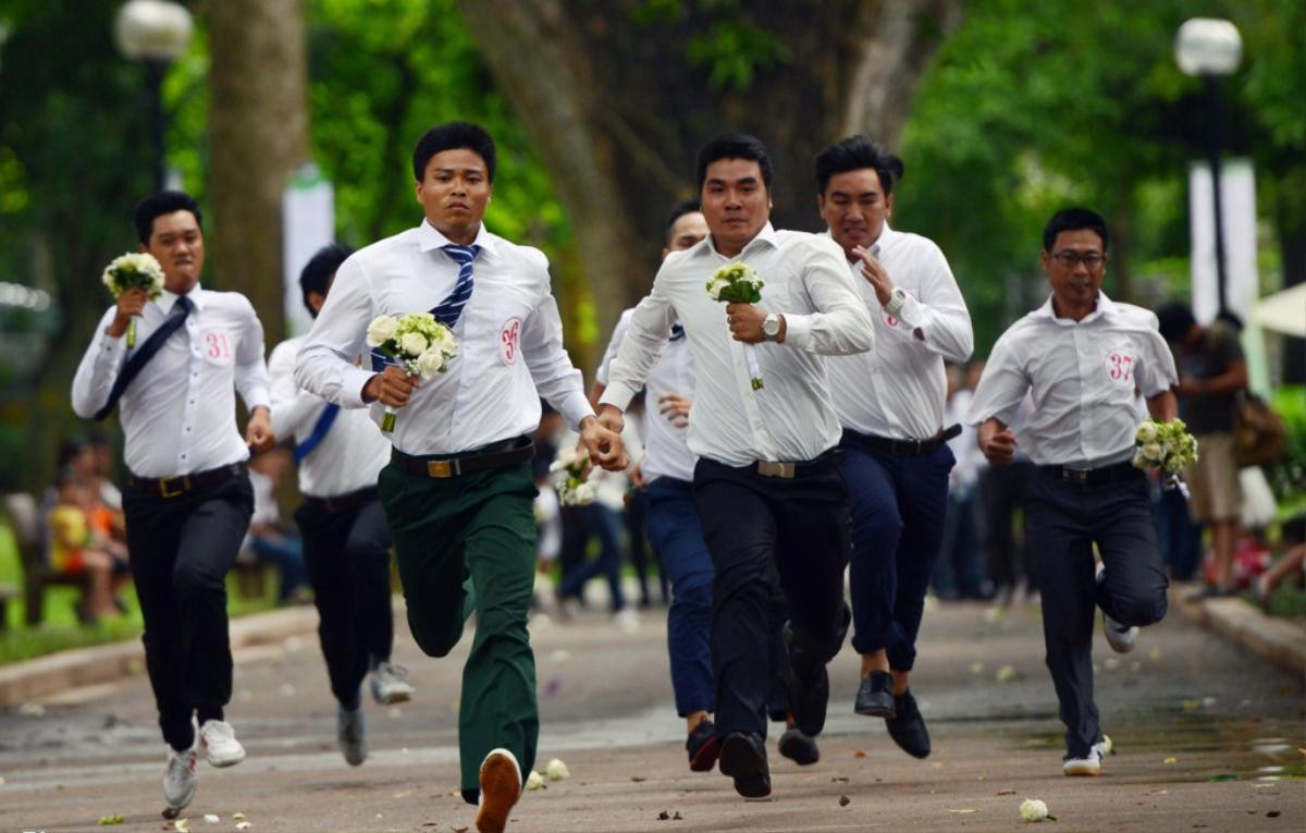 Vài năm tới 4,3 triệu đàn ông Việt sẽ 'ế vợ', phụ nữ tăng tỉ lệ tái hôn Ảnh 4