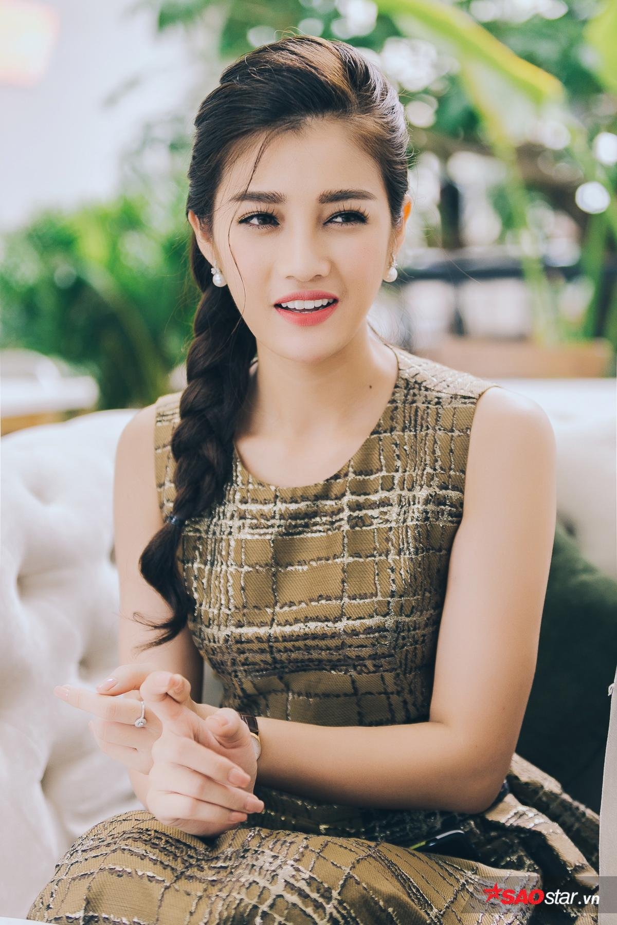 Mỹ Duyên The Face: 'Nhiều khi bế tắc quá cũng tự nhiên hỏi sao không có ai đến 'vớt vát' mình…' Ảnh 9