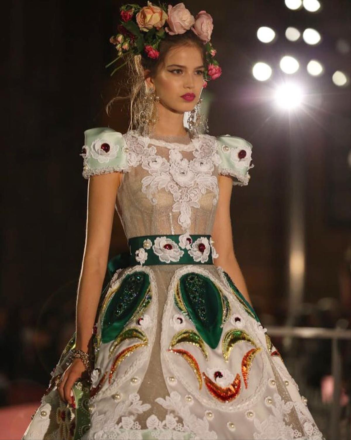 Dolce & Gabbana Alta Mode: Chìm đắm vào thiên đường xa hoa nơi hạ giới Ảnh 8