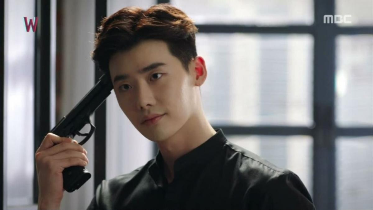 Bị tình nghi ở 'W', Lee Jong Suk thành sát nhân thật trong bom tấn 'V.I.P.'! Ảnh 4