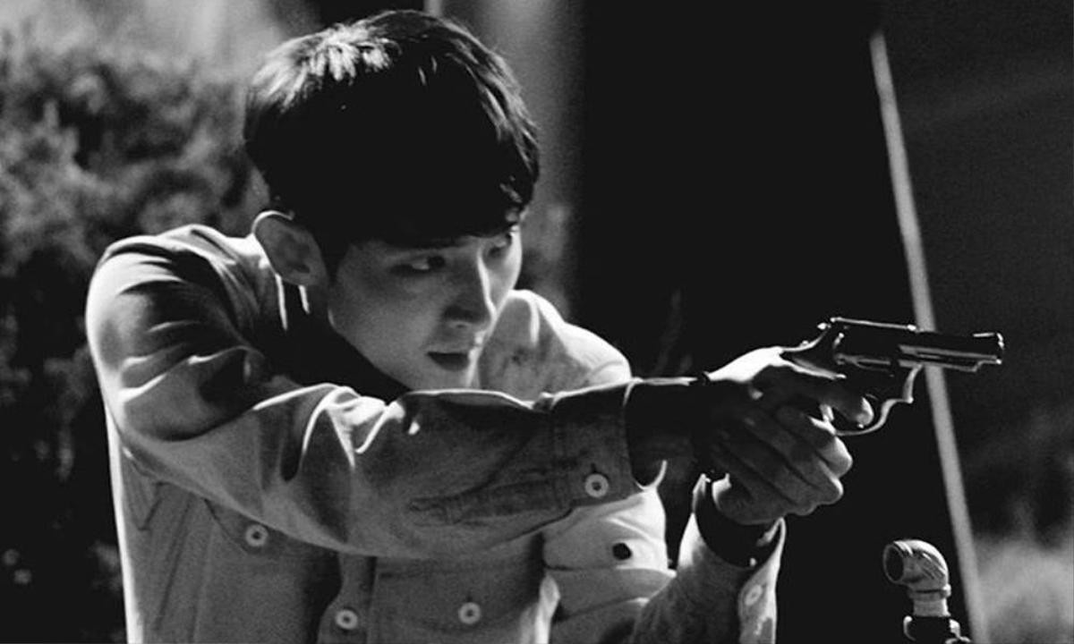 Lee Jun Ki trở lại siêu ngầu trong teaser phim bom tấn 'Criminal Minds' Ảnh 7