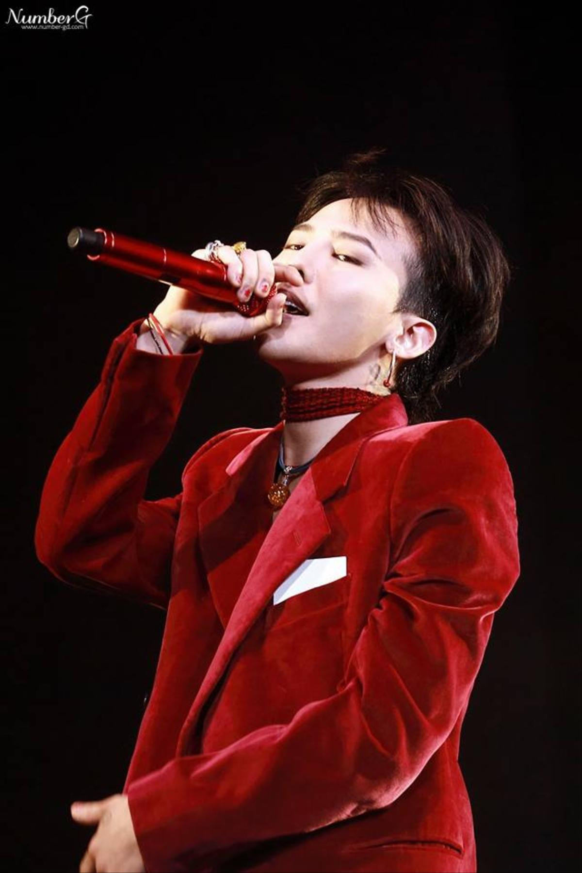 Ăn mặc ngày càng 'thảm họa', ông hoàng thời trang G-Dragon một thời nay còn đâu Ảnh 15