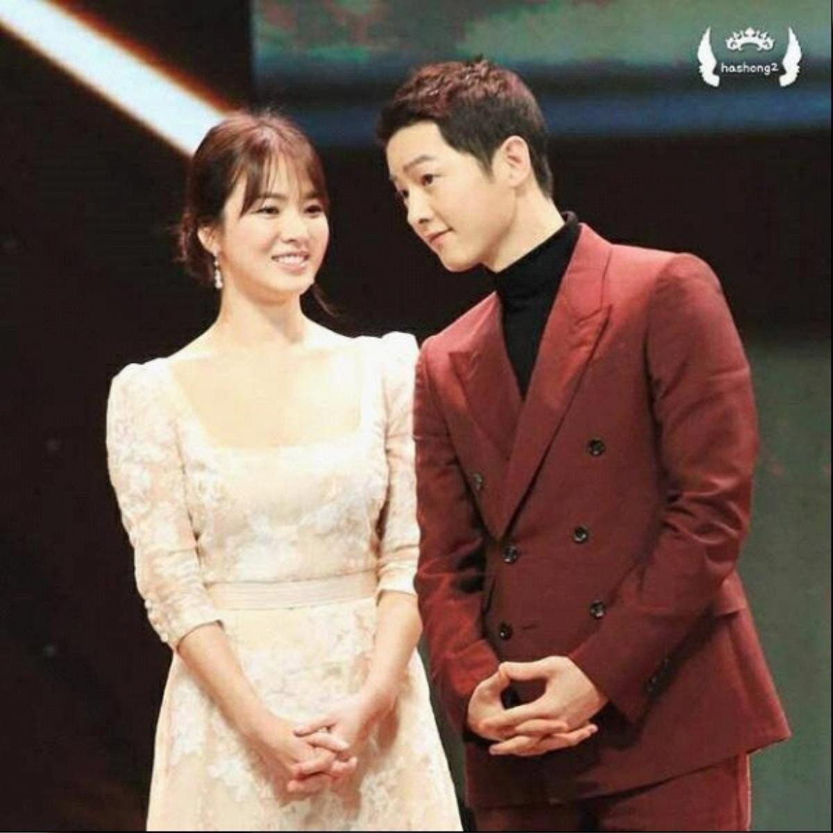 Không chỉ có tướng phu thê, Song Joong Ki - Song Hye Kyo còn sở hữu nhiều điểm tương đồng đúng chuẩn 'trời sinh một cặp' Ảnh 13