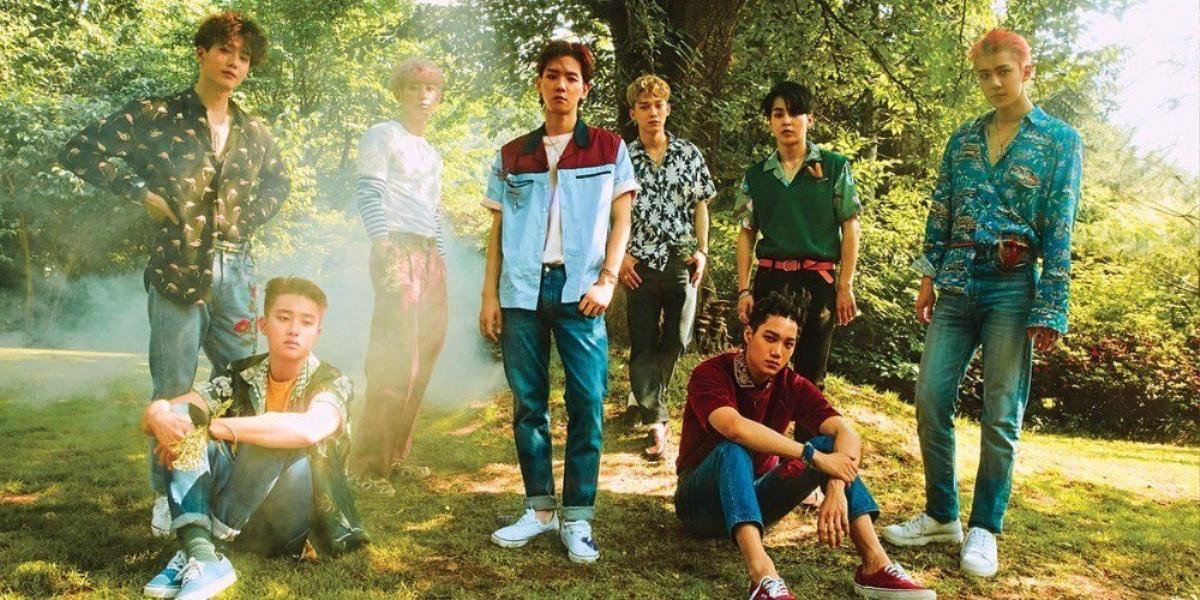 Cách EXO chia sẻ niềm vui mặc đồ hiệu trong MV Ko Ko Bop là đây! Ảnh 1