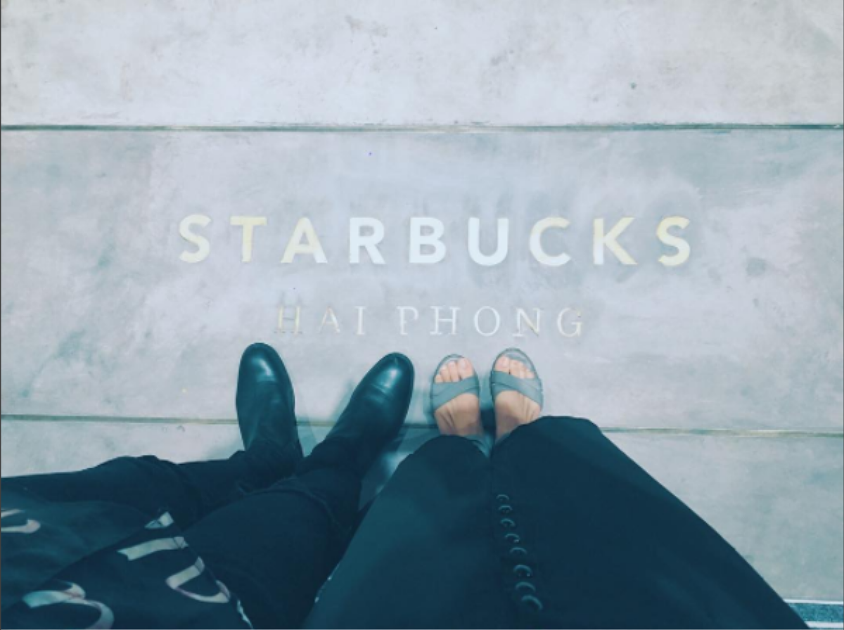 Starbucks Hải Phòng vừa khai trương đã nhận ngay bài review chê 'tơi tả' thu hút hàng nghìn lượt thích Ảnh 4