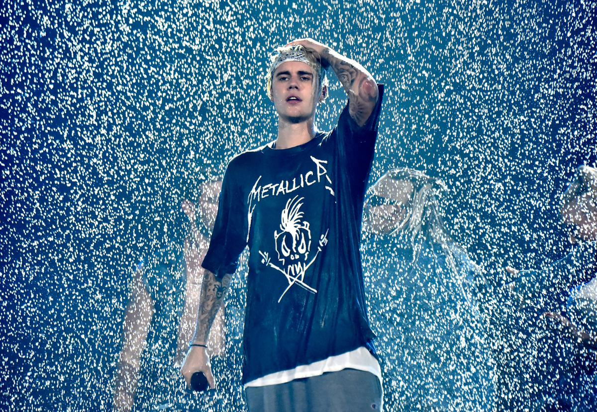 Sốc: Justin Bieber bất ngờ huỷ toàn bộ tour diễn không biết lý do Ảnh 2