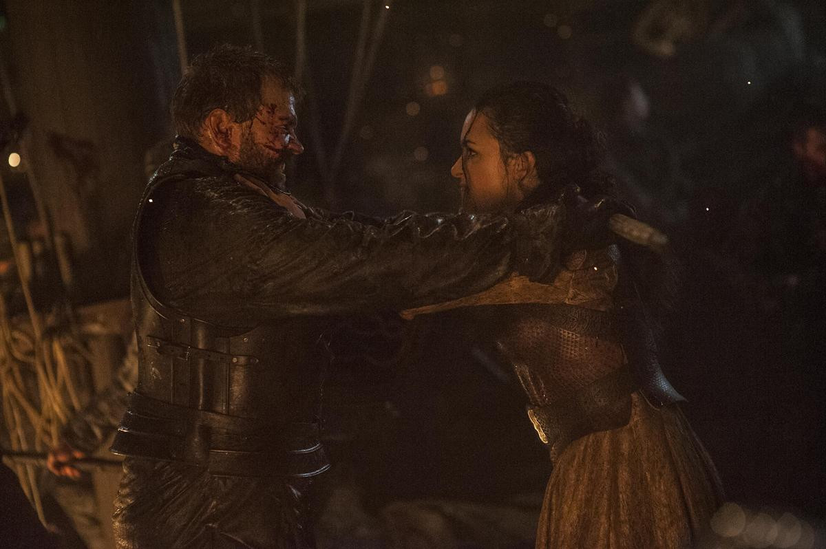 'Game of Thrones 7': Mẹ Rồng mất hết thuyền, Arya trở về nhà Ảnh 8