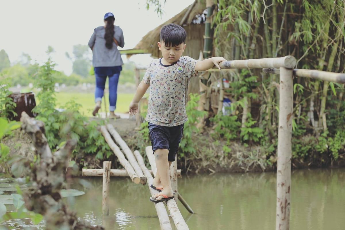 Bố con nhạc sĩ Nguyễn Hải Phong, MC Hồng Phúc tham gia Bố ơi mình đi đâu thế mùa 4 Ảnh 3