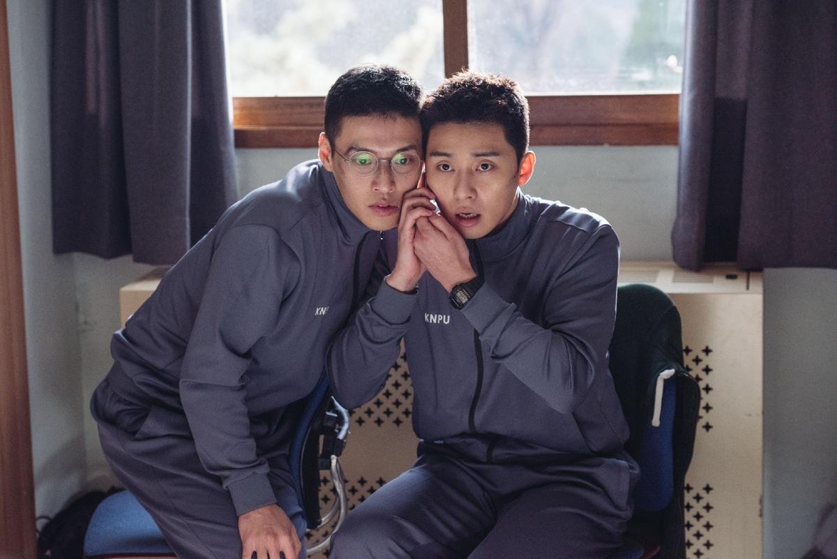 'Thuyền' Kang Ha-Neul và Park Seo-Joon 'ra khơi' với 'Midnight Runner” Ảnh 1