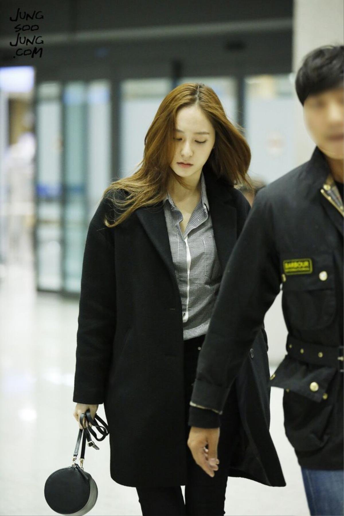 Cùng mang vẻ ngoài 'nữ thần', chị em Jessica - Krystal khác nhau thế nào trên phim? Ảnh 21