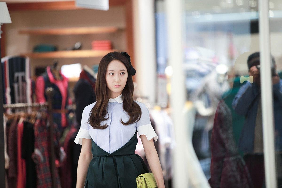 Cùng mang vẻ ngoài 'nữ thần', chị em Jessica - Krystal khác nhau thế nào trên phim? Ảnh 22