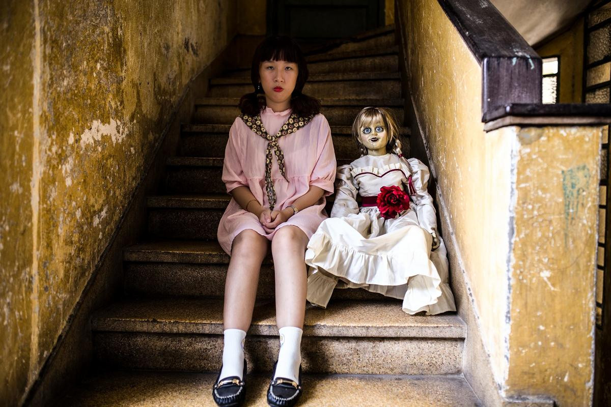 Không thể nhịn cười khi nhìn những hình ảnh Trang Hý 'Annabelle đi khắp thế gian' Ảnh 4