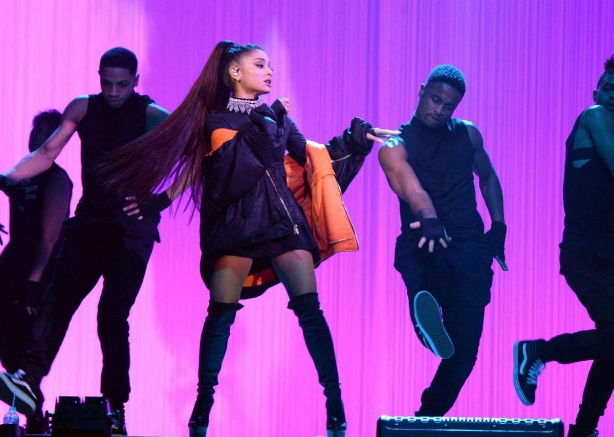 Choáng ngợp với yêu cầu cho khán giả khi đến xem World Tour hạng A của Ariana Grande Ảnh 4