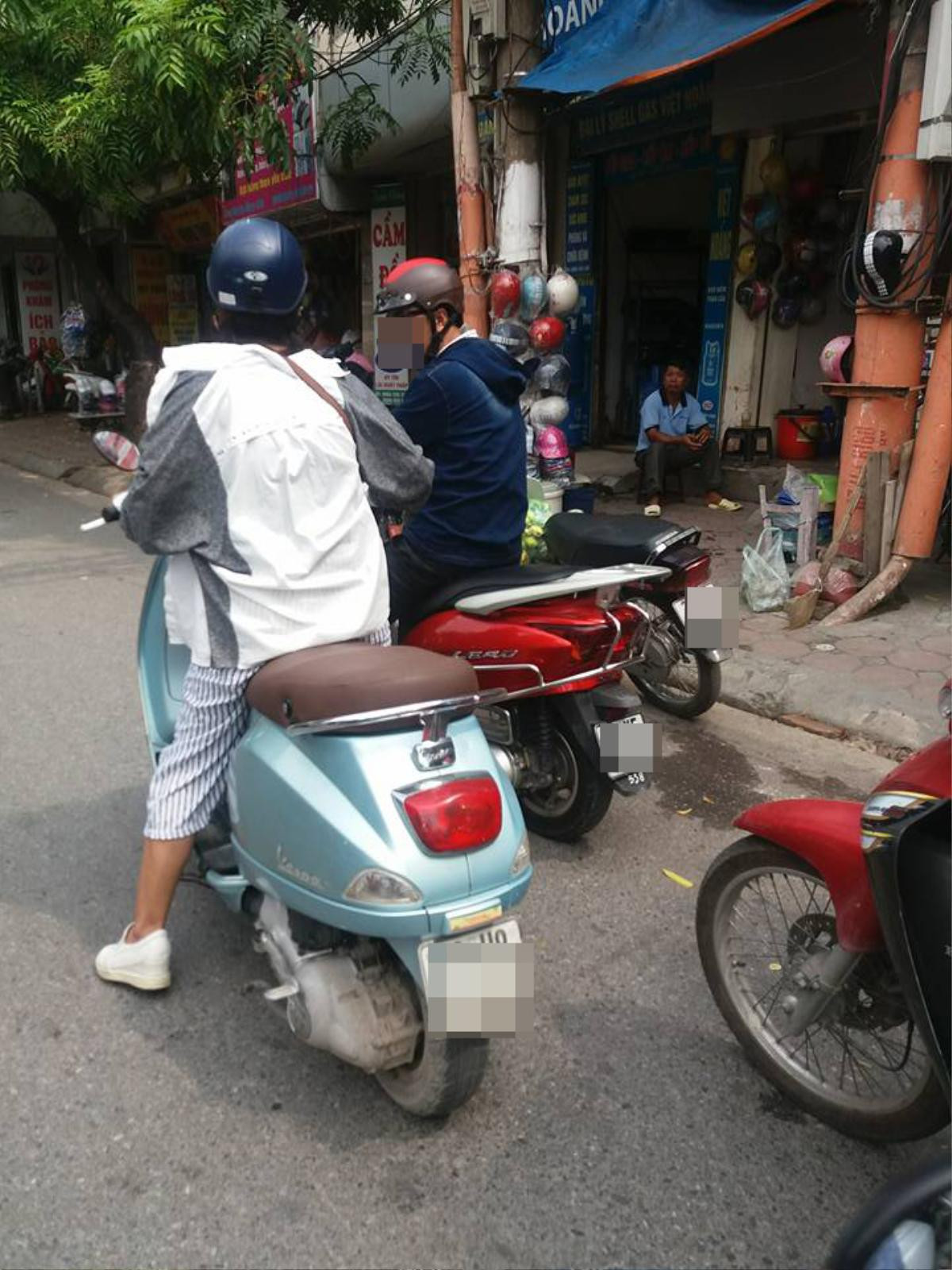 Tài xế Grab 'nhọ' nhất Hà Nội: Đã nghèo còn bị gái xinh đi Vespa lừa tiền đổ xăng Ảnh 3