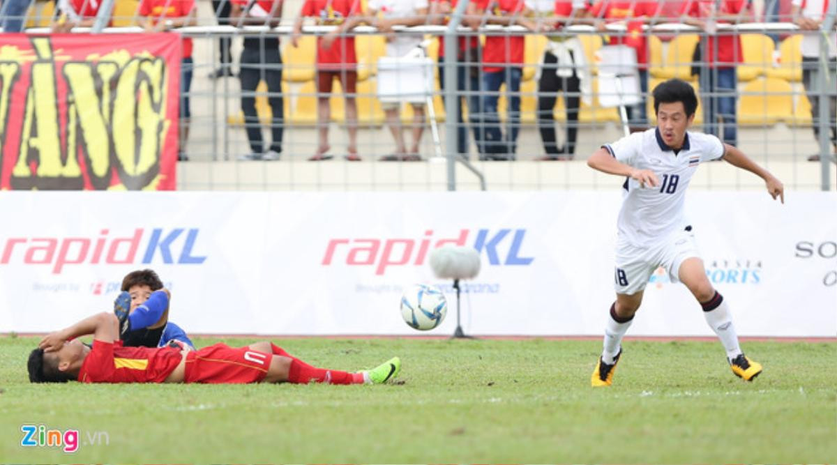 Thua Thái 0-3, U22 Việt Nam chia tay SEA Games 29 Ảnh 2