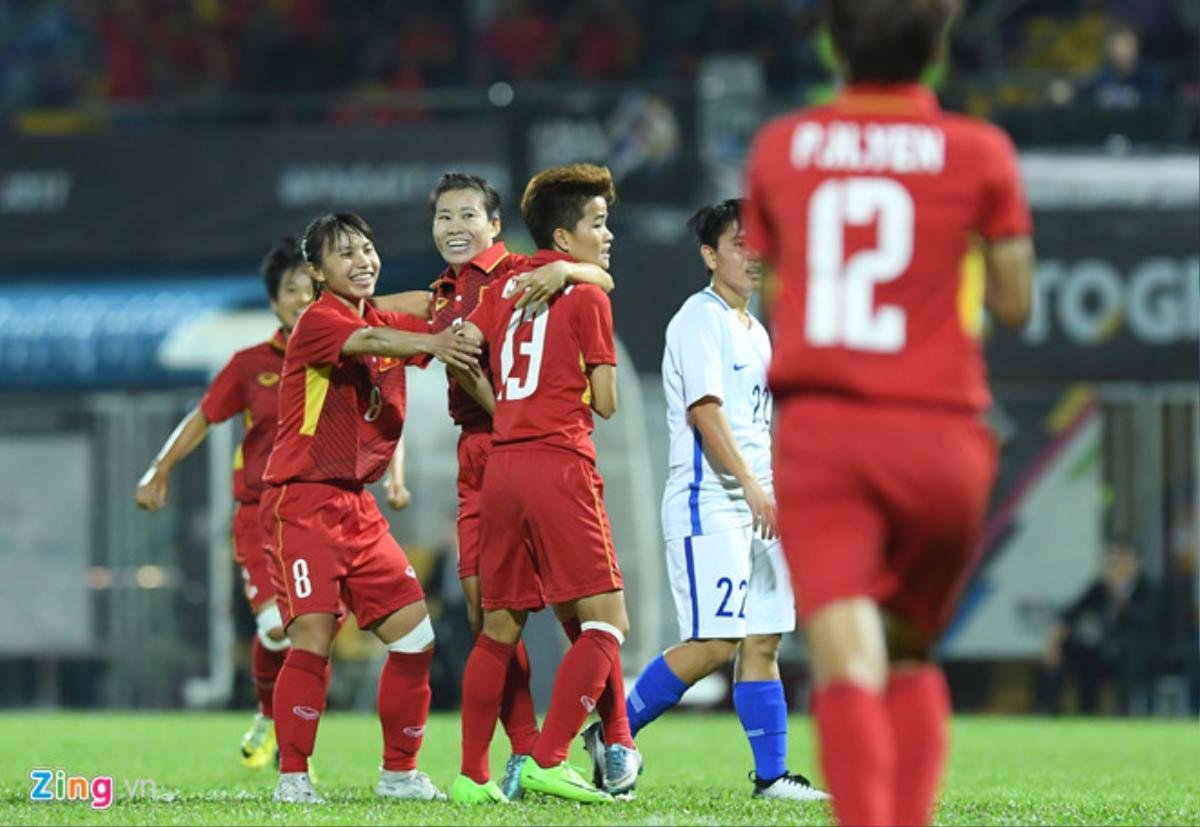 Chi tiết trận nữ Việt Nam 6-0 Malaysia: Nữ VN thăng hoa, đoạt HCV SEA Games Ảnh 2