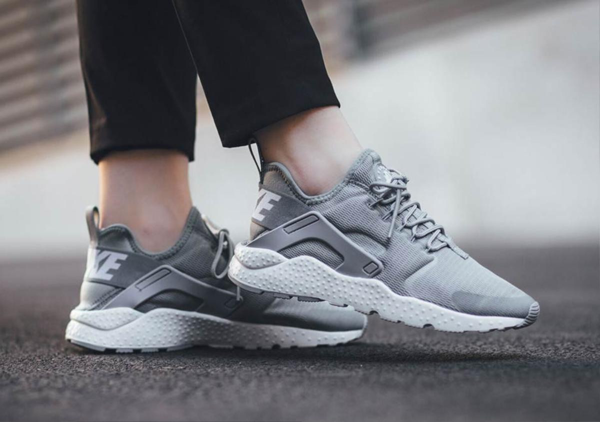 Xoay quanh thiết kế mới của adidas: Trên đà tạo nét hay vừa 'vay mượn' thành công bộ đế Nike Air Huarache? Ảnh 3