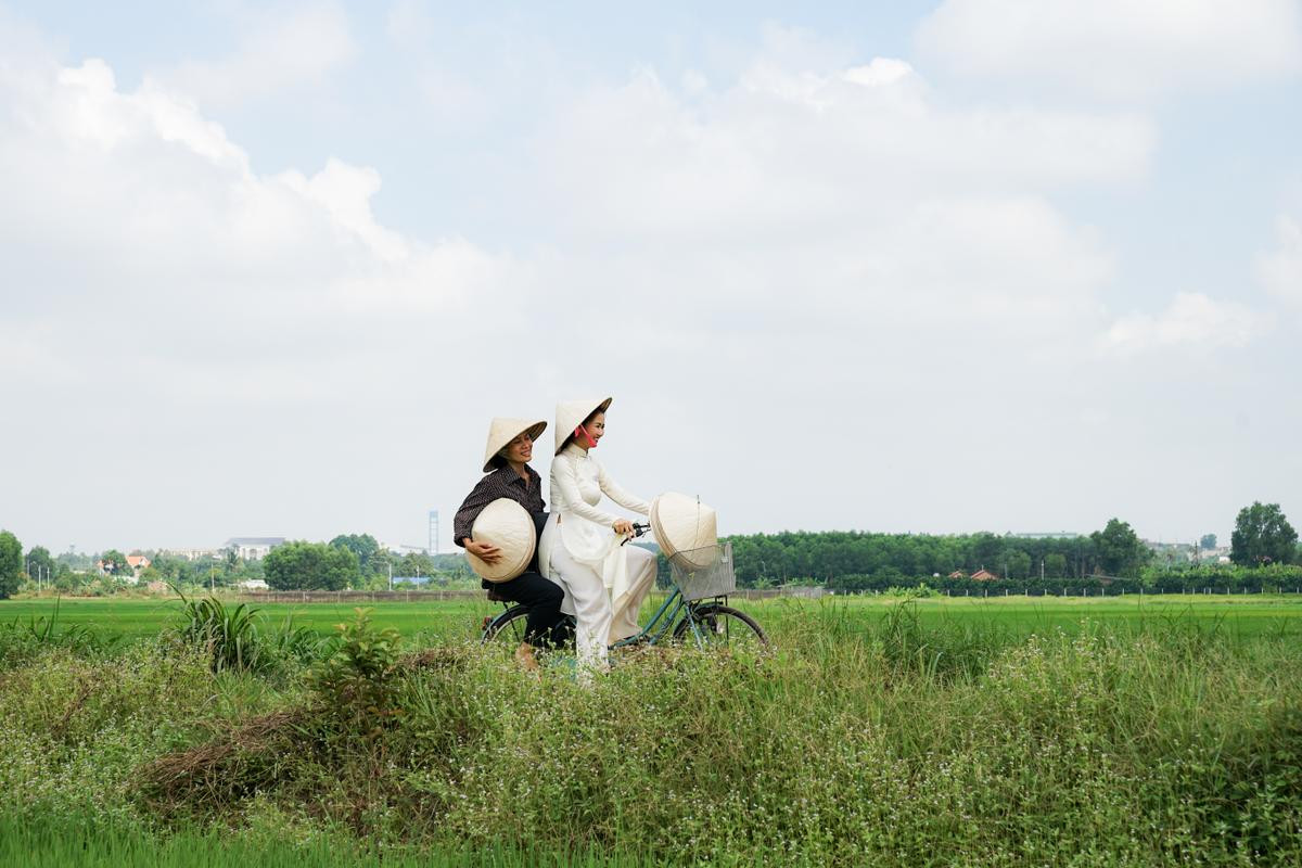 Bất ngờ với khả năng diễn xuất của Võ Hạ Trâm qua MV cảm động về tình mẹ Ảnh 2