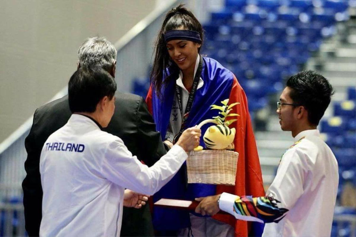 Dung nhan xinh ngất ngây của Casandre Nicole Tubbs - “hot girl” Taekwondo gây bão SEA Games 29 Ảnh 2