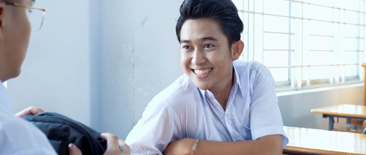 Ngay từ tập 1 của web-series 'My Sky', Duy Khánh đã hôn nồng nhiệt bạn diễn nam Ảnh 4