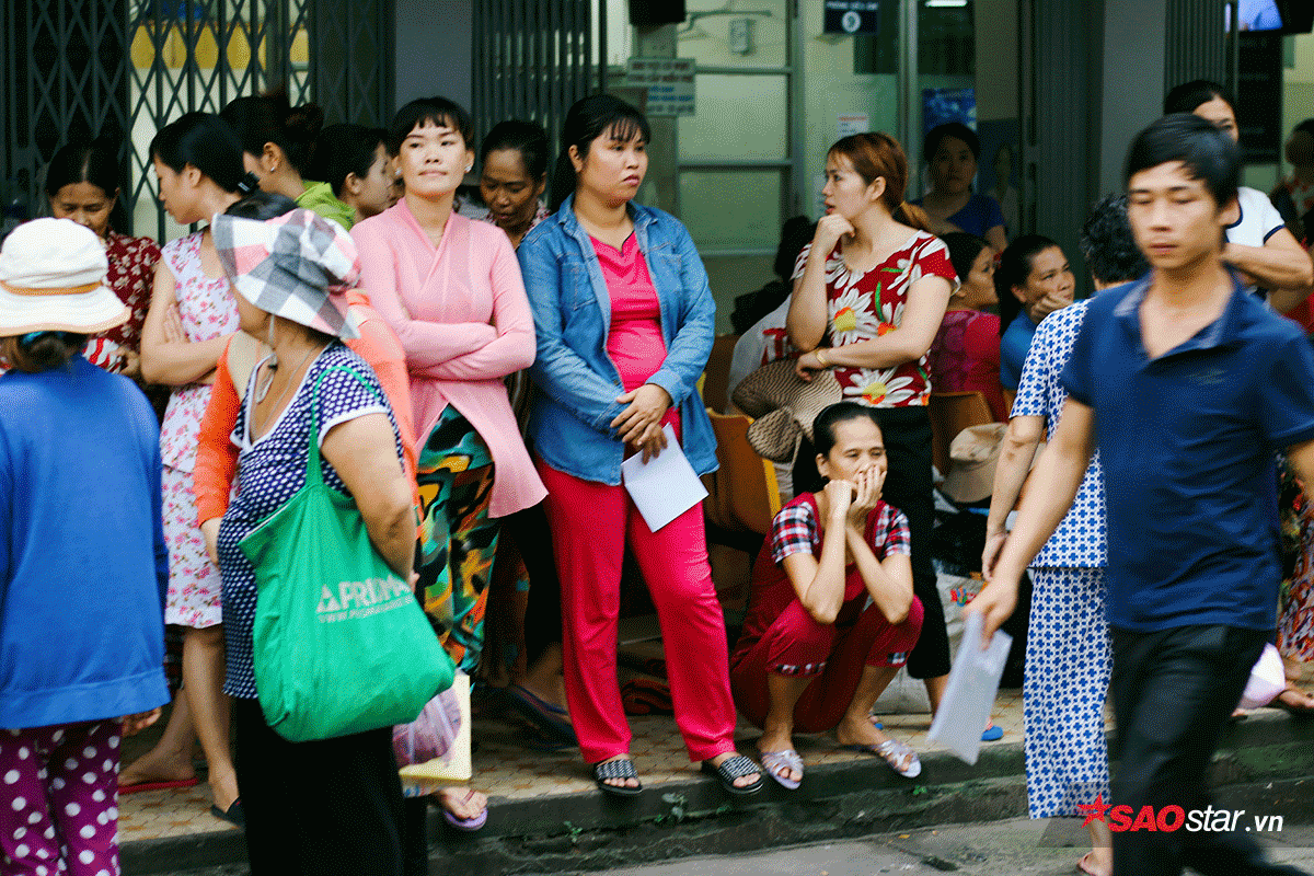 Người cha có con gái nhỏ bị ung thư: 'Ung thư rồi thì thuốc thật hay thuốc giả cũng phải uống thôi' Ảnh 5