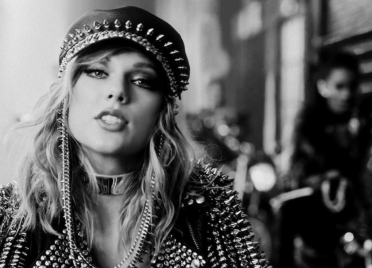 Đến 'Despacito' cũng bị đá đổ, Taylor Swift giờ đây đã không còn đối thủ! Ảnh 2