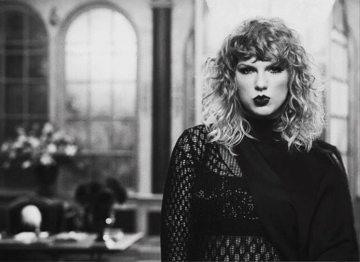 Sau MV 'khủng', Taylor Swift chính thức ra mắt bài mới xuất sắc không kém Ảnh 1