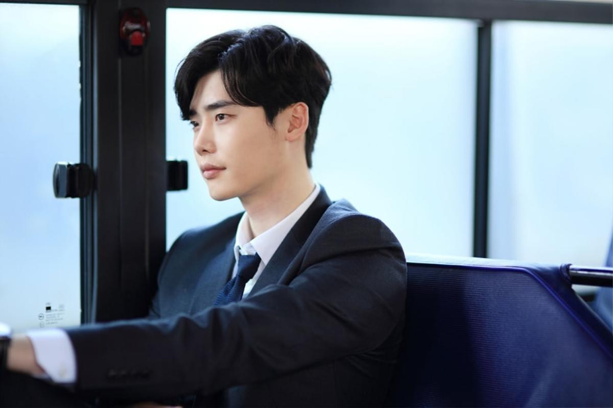 Nhá ảnh đọc kịch bản sau 9 tháng, phim mới của Suzy - Lee Jong Suk lập kỷ lục về độ ém tin Ảnh 20