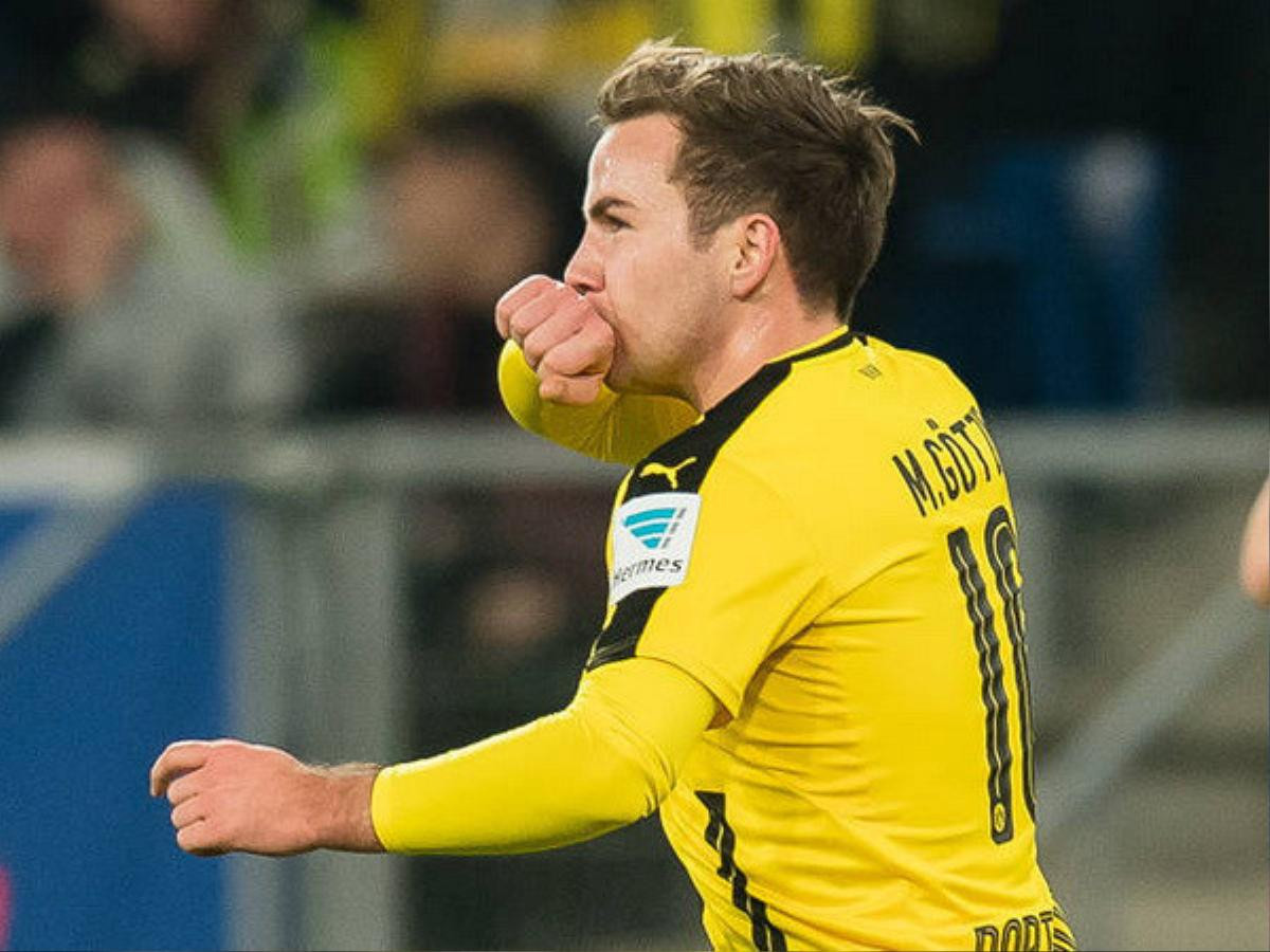 Mario Gotze diễn 'cảnh nóng' với bạn gái thiên thần Ảnh 5