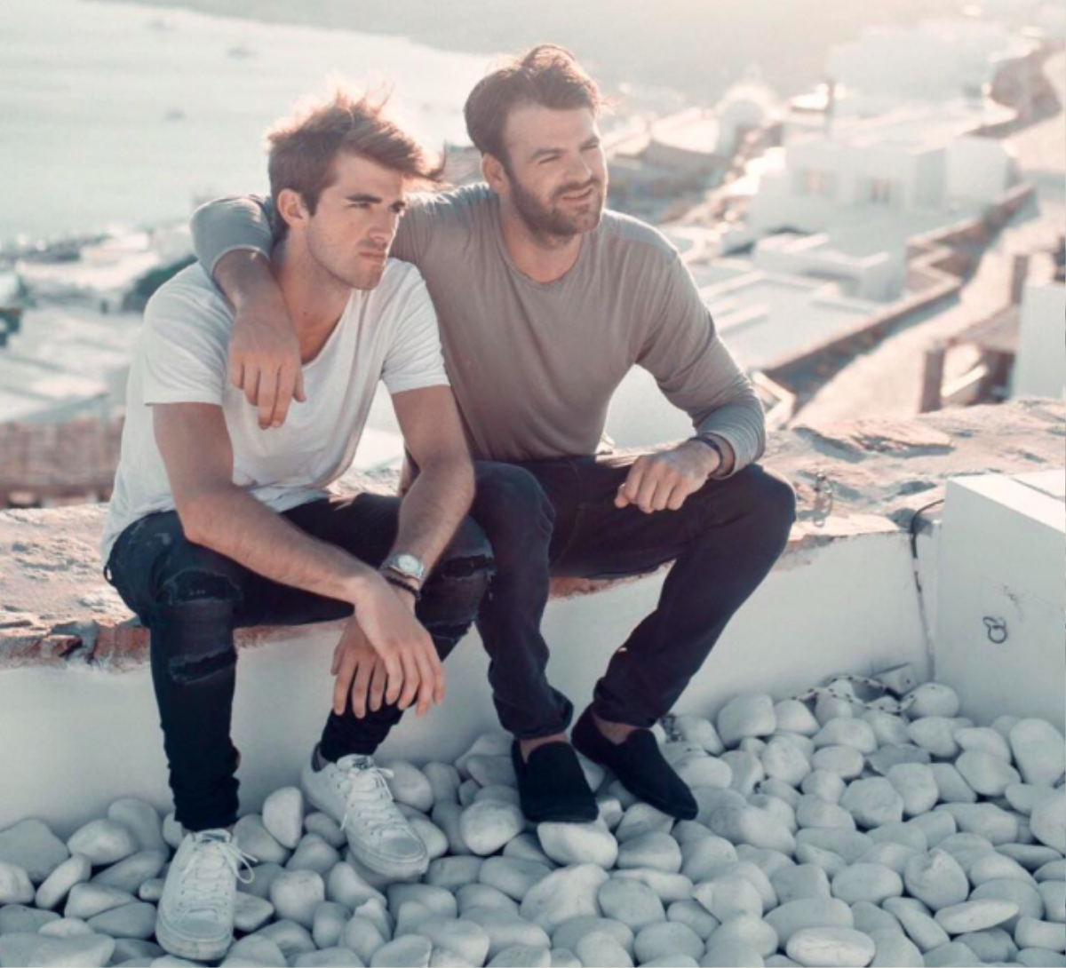 Không chỉ là 'phù thủy âm thanh', The Chainsmokers còn là những fashionisto thứ thiệt Ảnh 11