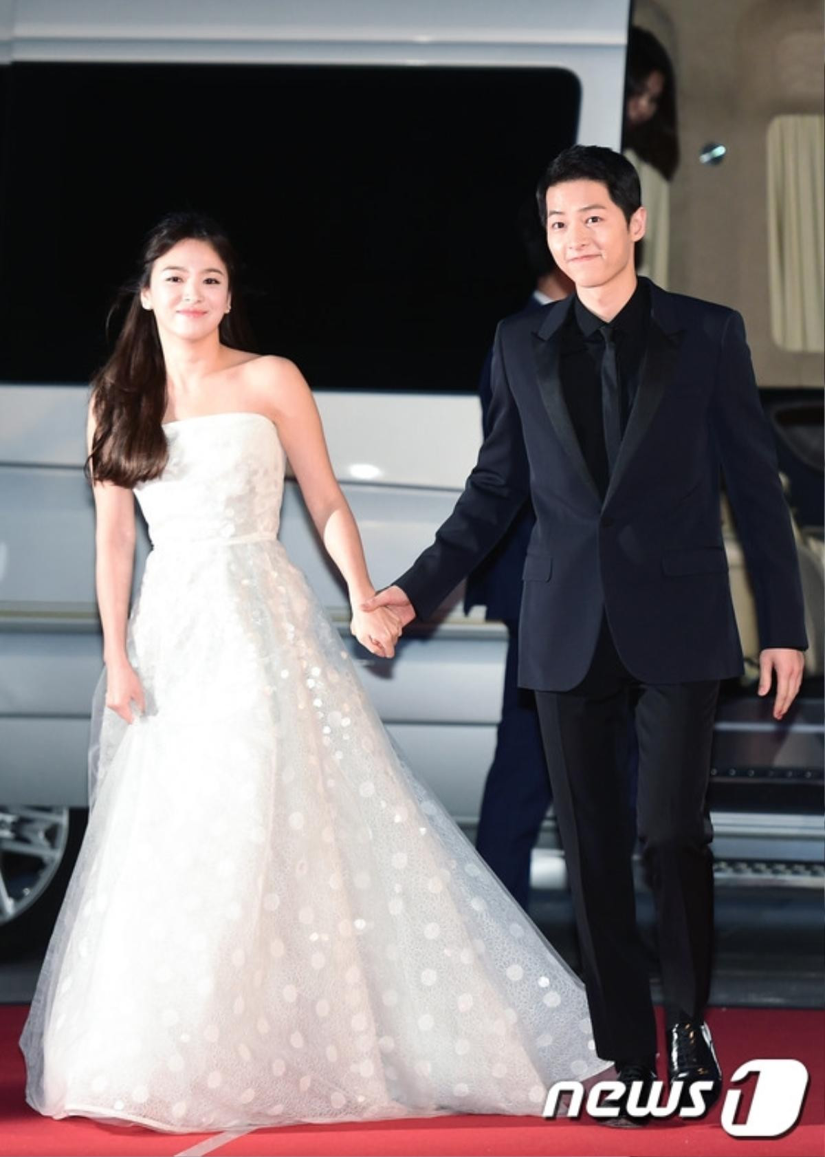 Hé lộ toàn bộ lịch trình Song Joong Ki - Song Hye Kyo bí mật chụp ảnh cưới Ảnh 9