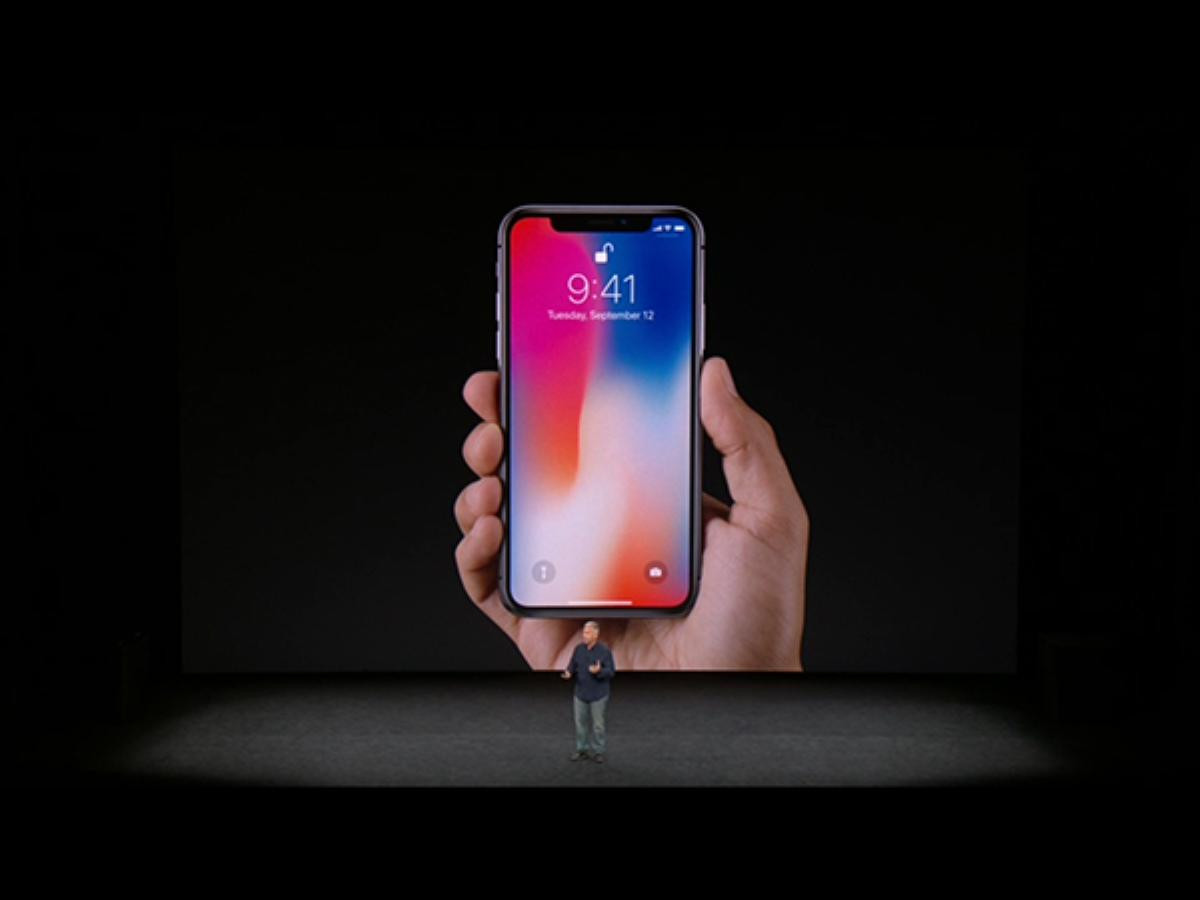 Thiên Nga The Face - Đinh Hương cùng dàn sao Việt 'mê tít' iPhone X Ảnh 1