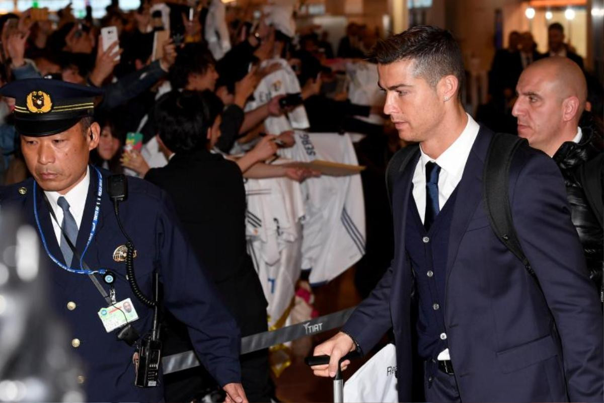 Ronaldo bất ngờ sa thải luật sư, tiến gần Mourinho hơn bao giờ hết Ảnh 2