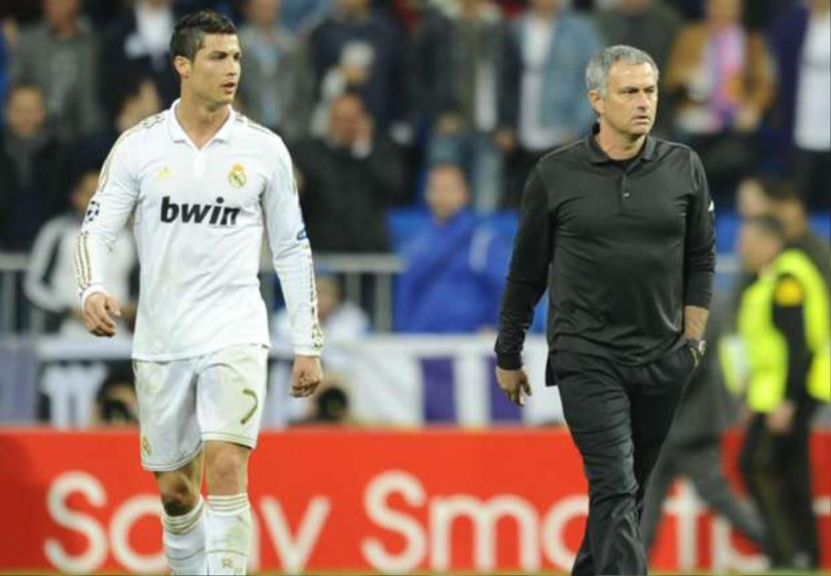 Ronaldo bất ngờ sa thải luật sư, tiến gần Mourinho hơn bao giờ hết Ảnh 4