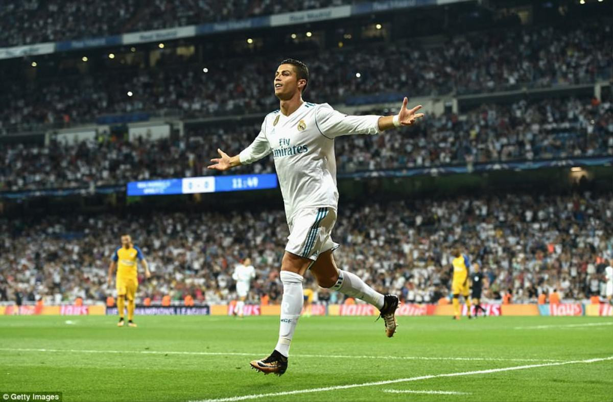 Real thăng hoa nhờ Ronaldo, Tottenham 'lên đồng', Liverpool hòa thất vọng Ảnh 1