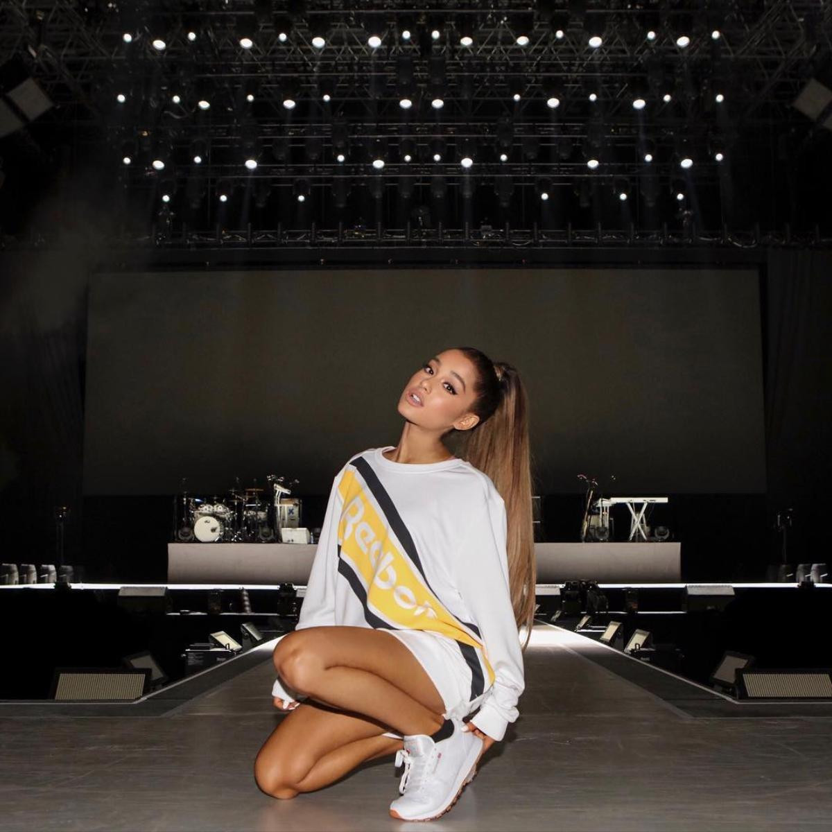 Reebok giờ đây đã có Ariana Grande, mong nàng đừng buồn gì mà huỷ nha! Ảnh 2